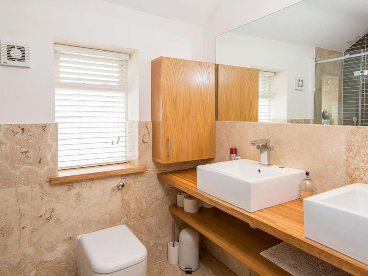 Spacious 4 Bedroom Character Home In Pontcanna Κάρντιφ Εξωτερικό φωτογραφία